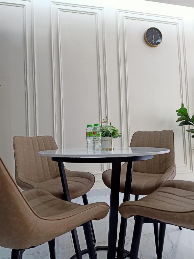Al Zahra Homestay By Troika Kota Bharu "Stay In Style, Sleep In Comfort" Esterno foto