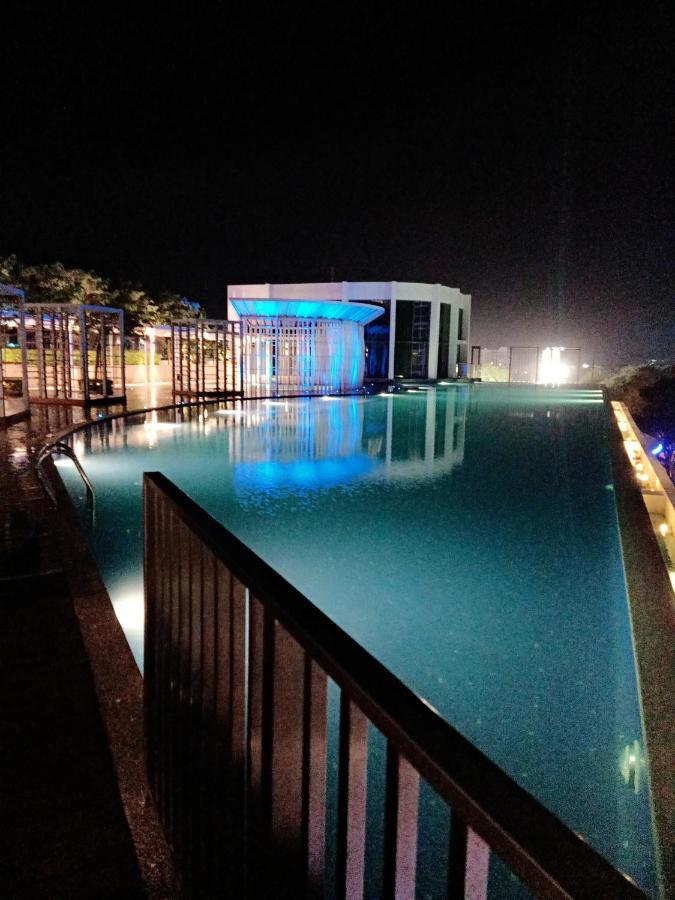 Al Zahra Homestay By Troika Kota Bharu "Stay In Style, Sleep In Comfort" Esterno foto